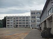 【小学校】東本町小学校まで1700ｍ