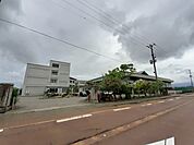 【中学校】燕中学校まで1500ｍ