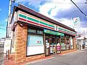 【コンビニエンスストア】セブンイレブン 京都向島ニューまで500ｍ