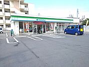 【コンビニエンスストア】ファミリーマート美里大通り店まで400ｍ