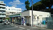 【コンビニエンスストア】ファミリーマート寄宮中学校前店まで600ｍ