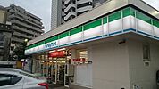 【コンビニエンスストア】ファミリーマート牧志二丁目店まで200ｍ