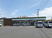【コンビニエンスストア】ファミリーマート　元吉田店まで550ｍ