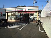 【コンビニエンスストア】セブン-イレブン 横浜戸塚町店まで450ｍ