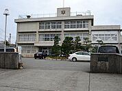 【小学校】木津小学校まで270ｍ