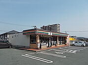 【コンビニエンスストア】セブンイレブン鶴羽田店まで630ｍ