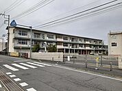 【小学校】吉岡町立駒寄小学校まで1400ｍ