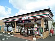 【コンビニエンスストア】セブンイレブン小山神鳥谷店まで100ｍ