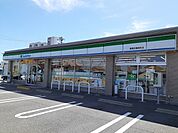 【コンビニエンスストア】ファミリーマート碧南志貴崎町店まで249ｍ