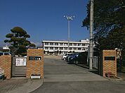 【小学校】多賀小学校様まで700ｍ