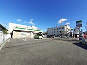 【コンビニエンスストア】ファミリーマート 安芸矢ノ丸店まで800ｍ