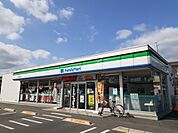 【コンビニエンスストア】ファミリーマート花尻あかね町店まで95ｍ