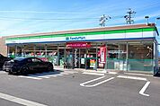 【コンビニエンスストア】ファミリーマートまで950ｍ