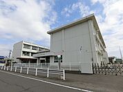 【小学校】市立南小学校まで700ｍ