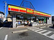 【コンビニエンスストア】デイリーヤマザキ太田高瀬店まで550ｍ