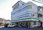 【コンビニエンスストア】ファミリーマート新安城店まで1300ｍ