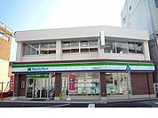 【コンビニエンスストア】ファミリーマート鈴蘭台駅前店様まで700ｍ