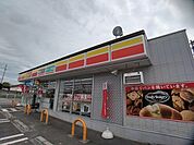 【コンビニエンスストア】デイリーヤマザキ多度津町桜川店まで2000ｍ