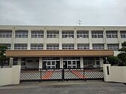 【小学校】三豊市立本山小学校まで850ｍ