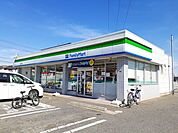 【コンビニエンスストア】ファミリーマート福山東深津町店まで450ｍ