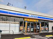 【コンビニエンスストア】ローソン富山堀店まで450ｍ