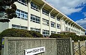 【小学校】川上小学校まで1200ｍ