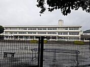 【小学校】中之条町立中之条小学校まで1400ｍ
