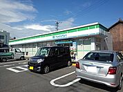 【コンビニエンスストア】ファミリーマート坂出文京町店まで1500ｍ