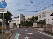 【小学校】宇多津町立宇多津小学校まで1400ｍ