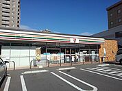 【コンビニエンスストア】セブンイレブン坂出駅南店まで1000ｍ