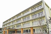 【小学校】河原田小学校まで350ｍ