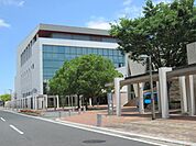 【図書館】直方市立図書館まで600ｍ