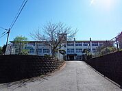 【中学校】弓削田中学校まで300ｍ