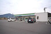 【コンビニエンスストア】ファミリーマートまで1300ｍ