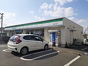 【コンビニエンスストア】ファミリーマート石巻西山町店まで21ｍ