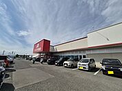 【ドラッグストア】クスリのアオキ　角田梶賀店まで500ｍ