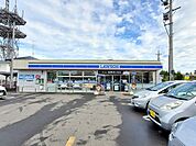 【コンビニエンスストア】ローソン角田中央店まで1100ｍ