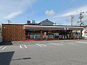 【コンビニエンスストア】セブンイレブン八幡東町店様まで300ｍ