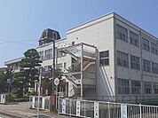 【小学校】利田小学校まで200ｍ