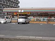 【コンビニエンスストア】セブンイレブン草津追分町店まで427ｍ