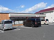 【コンビニエンスストア】セブンイレブン彦根南川瀬町店様まで560ｍ