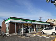 【コンビニエンスストア】ファミリーマート八日市東浜店様まで520ｍ