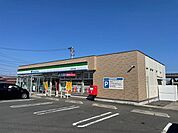 【コンビニエンスストア】ファミリーマート 宮城古川休塚まで400ｍ