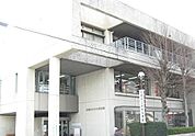 【図書館】石岡市立中央図書館まで530ｍ