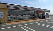 【コンビニエンスストア】セブン-イレブン 潮来洲崎店まで300ｍ