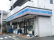 【コンビニエンスストア】ローソン　戸塚汲沢一丁目店まで942ｍ