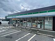 【コンビニエンスストア】ファミリーマートまで650ｍ