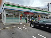 【コンビニエンスストア】ファミリーマート鳥栖藤木町店まで520ｍ