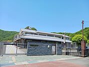 【小学校】東近江市立箕作小学校まで710ｍ