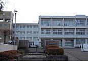 【中学校】福島市立信夫中学校まで2500ｍ